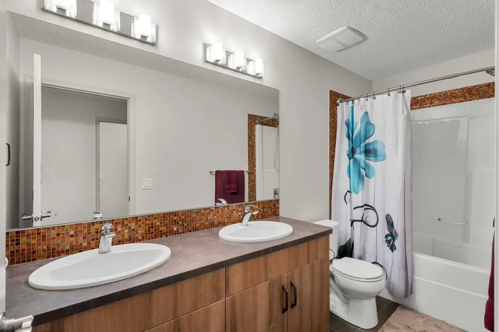 158 Skyview Point Crescent NE Calgary AB T3N 1B6