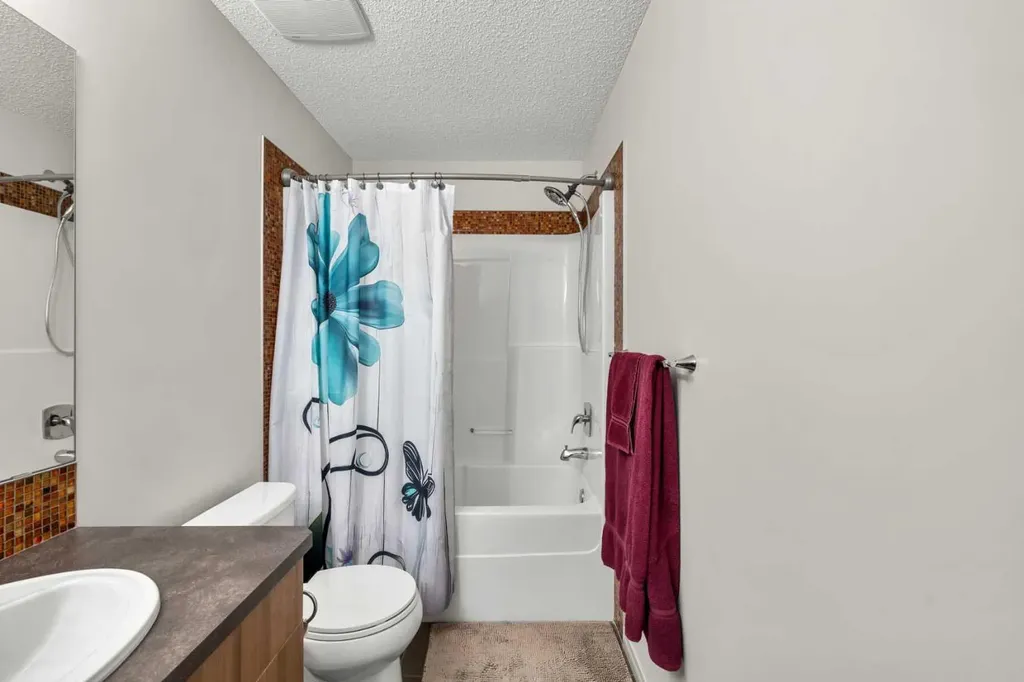 158 Skyview Point Crescent NE Calgary AB T3N 1B6
