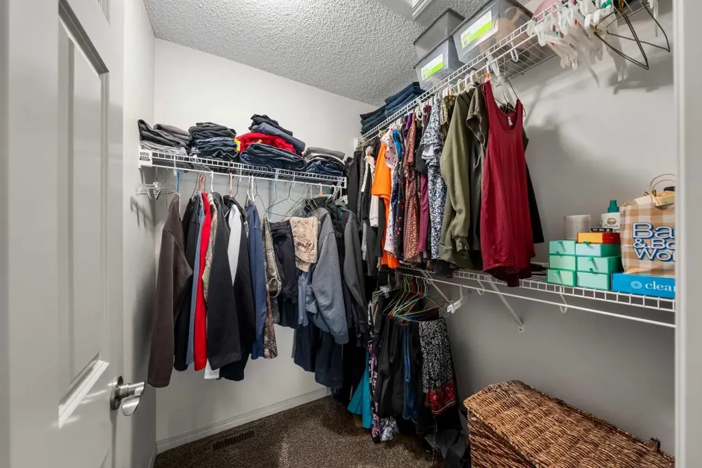 158 Skyview Point Crescent NE Calgary AB T3N 1B6