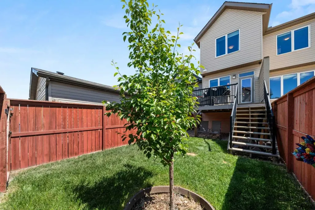 158 Skyview Point Crescent NE Calgary AB T3N 1B6
