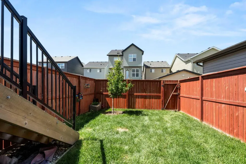 158 Skyview Point Crescent NE Calgary AB T3N 1B6