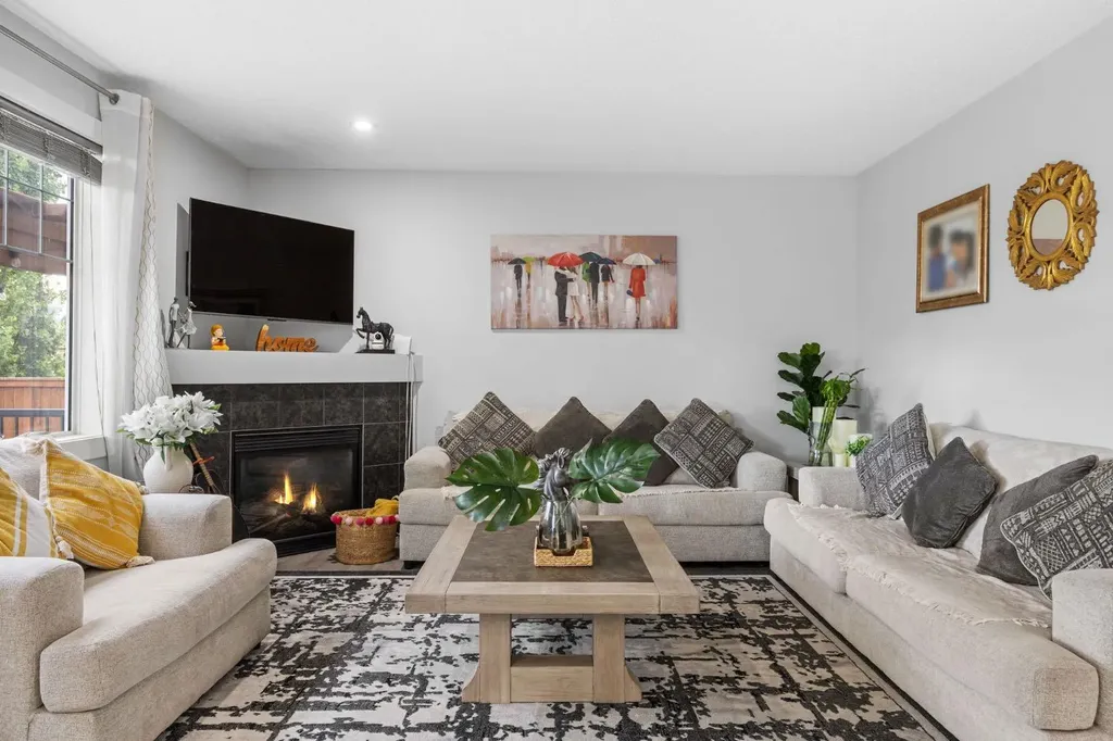 575 Evergreen Circle SW Calgary AB T2Y 0C1