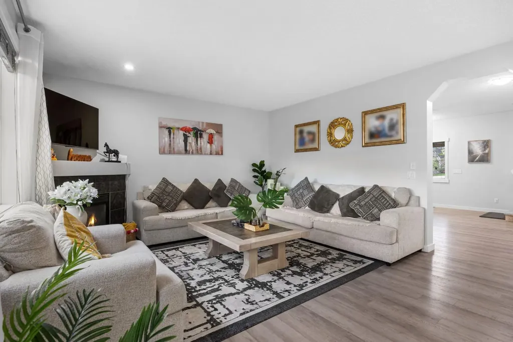 575 Evergreen Circle SW Calgary AB T2Y 0C1