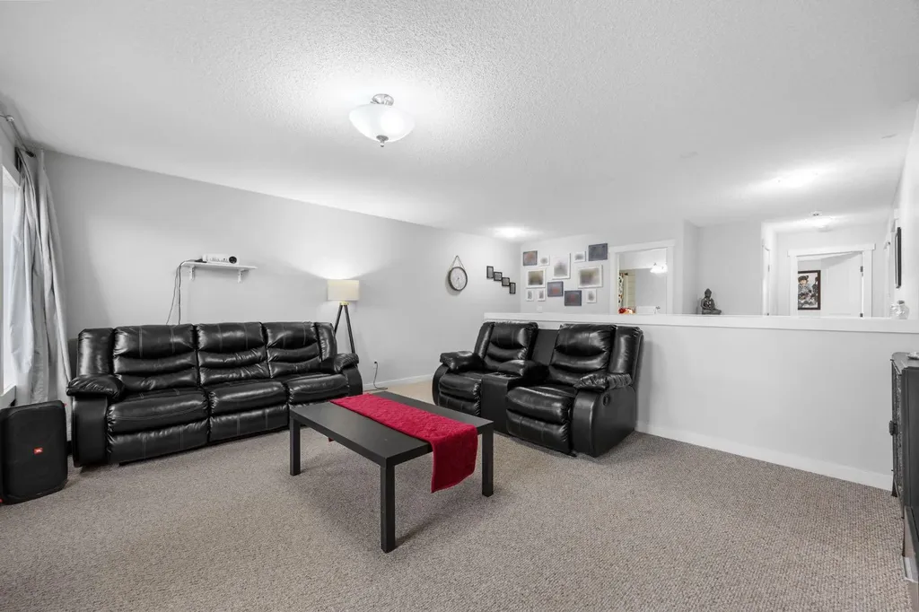 575 Evergreen Circle SW Calgary AB T2Y 0C1