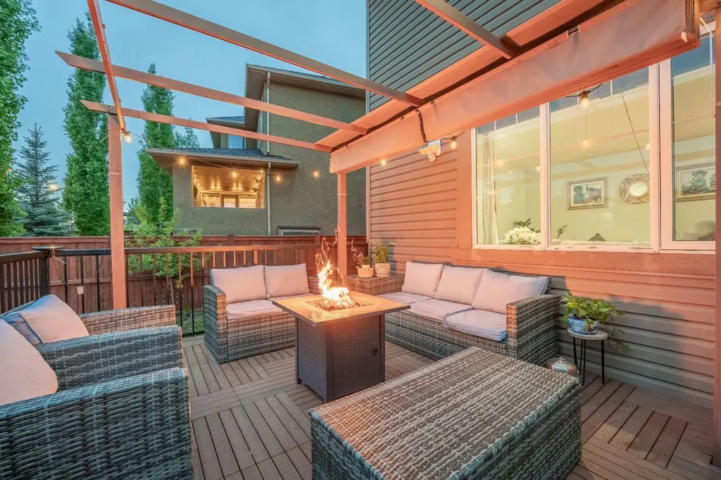 575 Evergreen Circle SW Calgary AB T2Y 0C1