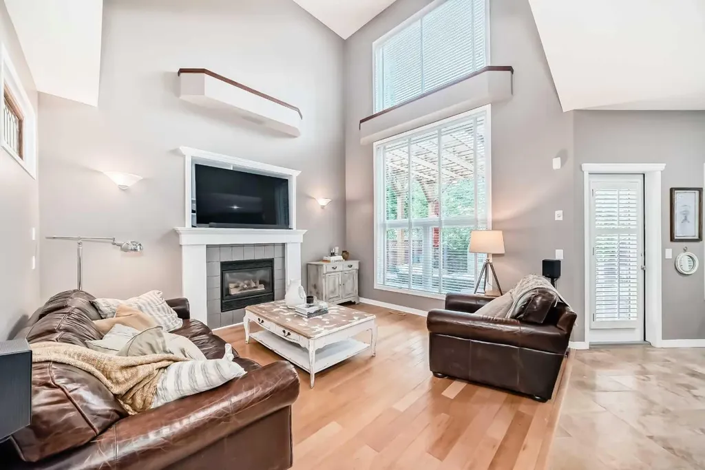 409 Rocky Ridge Bay NW Calgary AB T3G 4H8