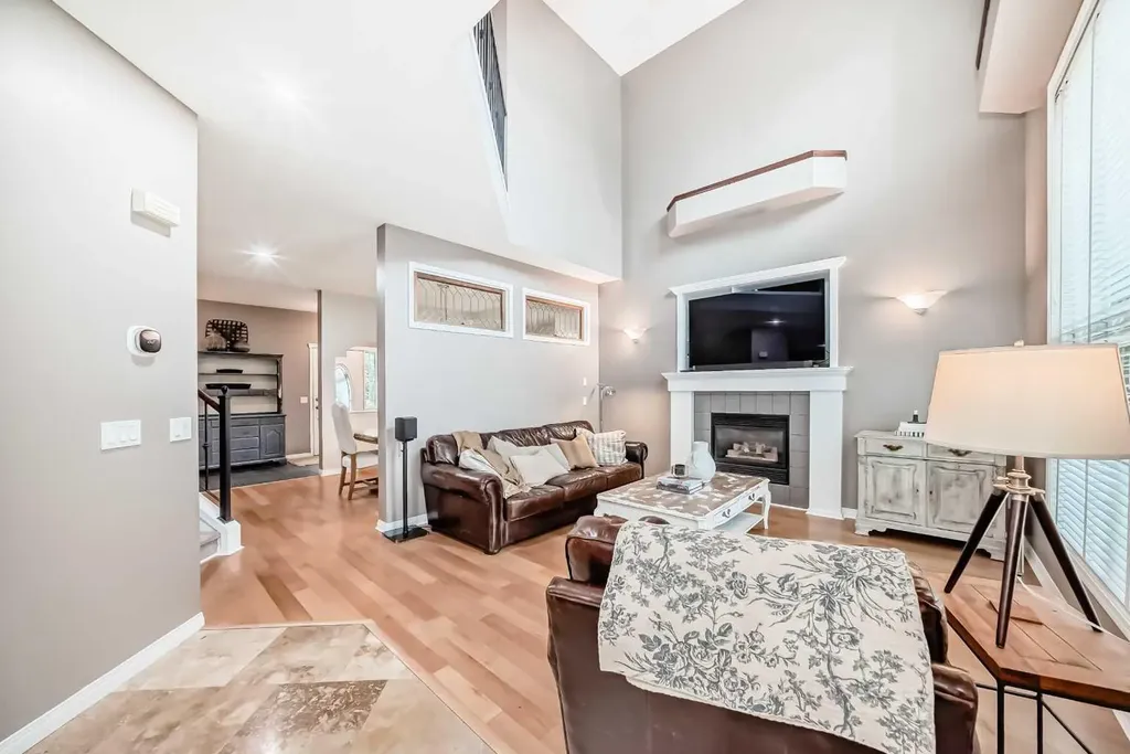 409 Rocky Ridge Bay NW Calgary AB T3G 4H8