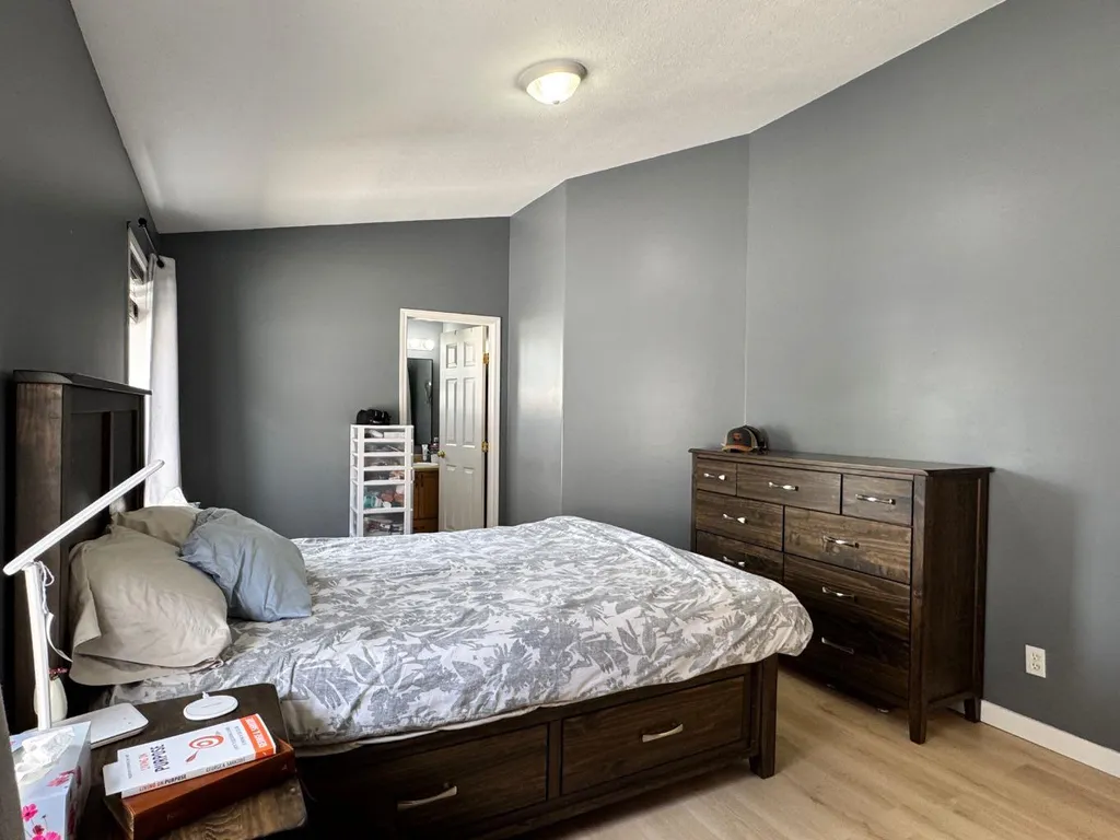 6001 90a Street Grande Prairie AB T8W 2N4