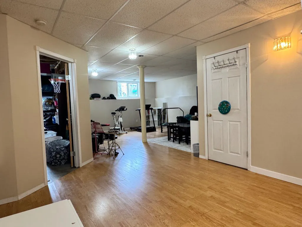 6001 90a Street Grande Prairie AB T8W 2N4