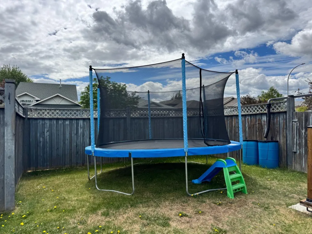 6001 90a Street Grande Prairie AB T8W 2N4
