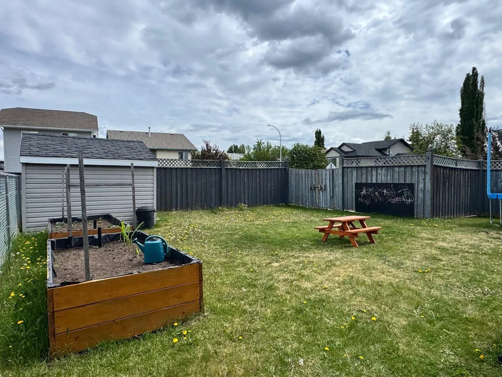 6001 90a Street Grande Prairie AB T8W 2N4