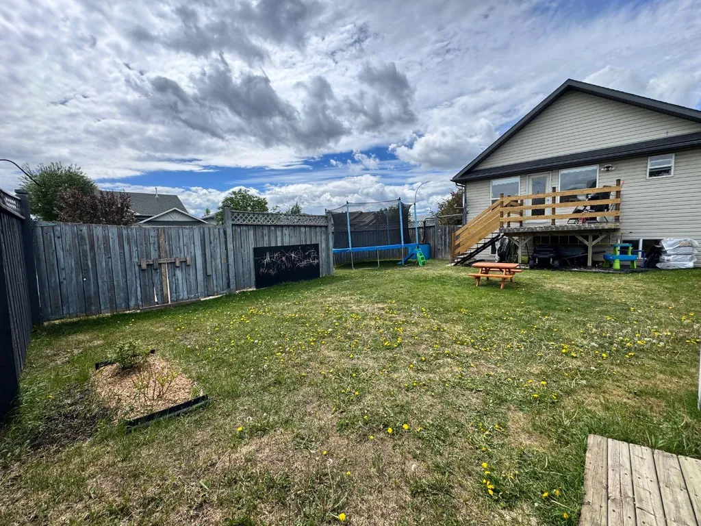6001 90a Street Grande Prairie AB T8W 2N4