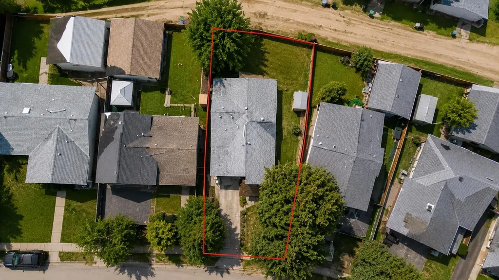 95 Beddington Way NE Calgary AB T3K1M8