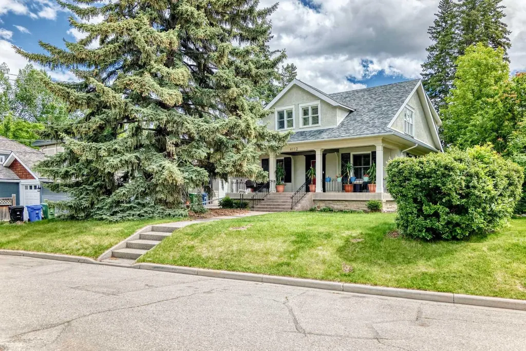 4112 8 Street SW Calgary AB T2S 2N9
