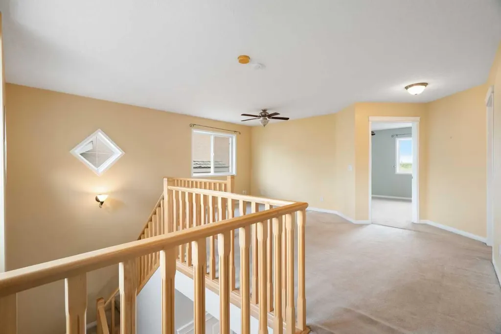 79 Royal Crest Way NW Calgary AB T3G 4M9
