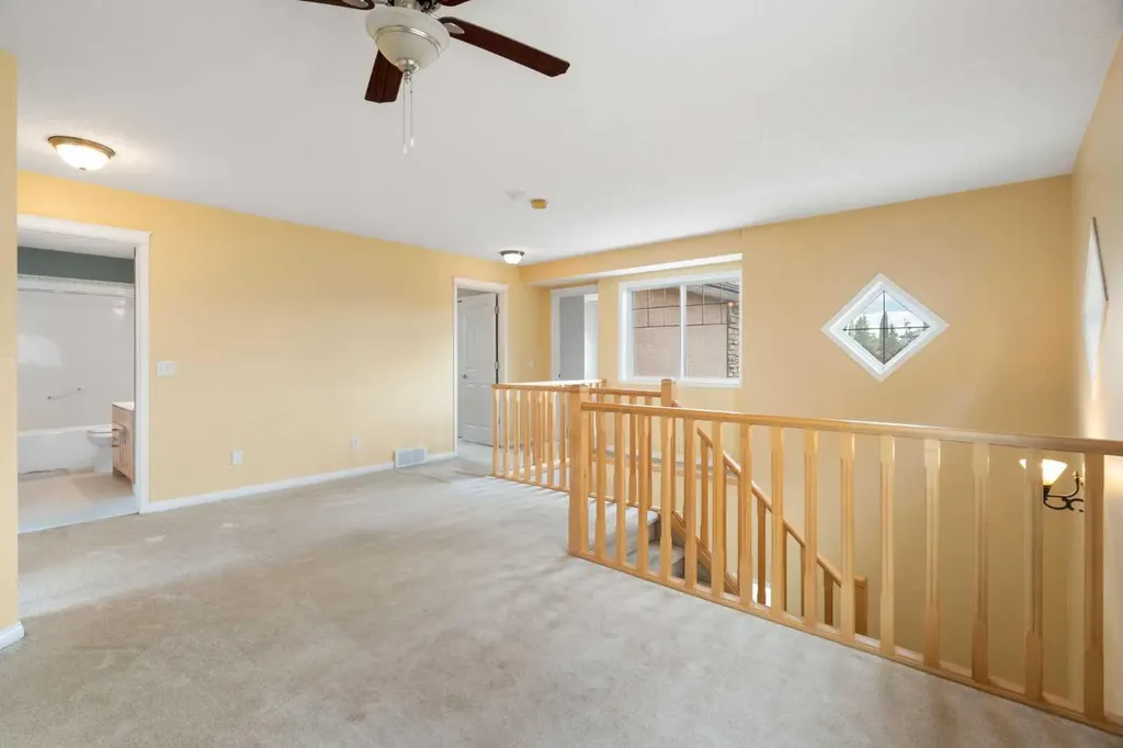 79 Royal Crest Way NW Calgary AB T3G 4M9