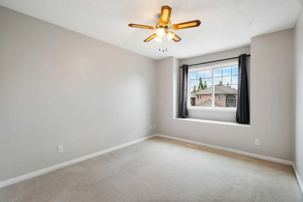 79 Royal Crest Way NW Calgary AB T3G 4M9