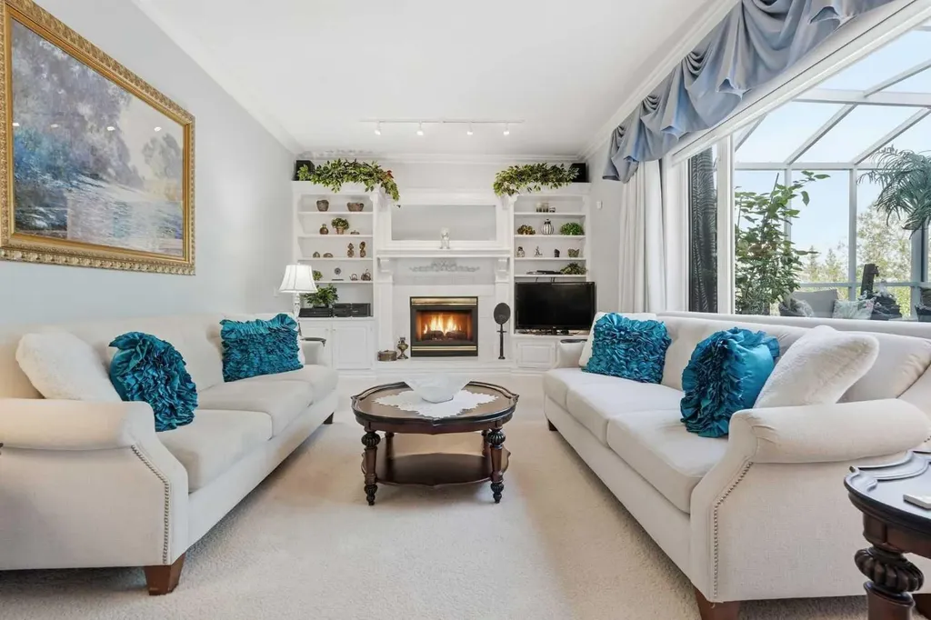 1649 Evergreen Hill SW Calgary AB T2Y 3B6