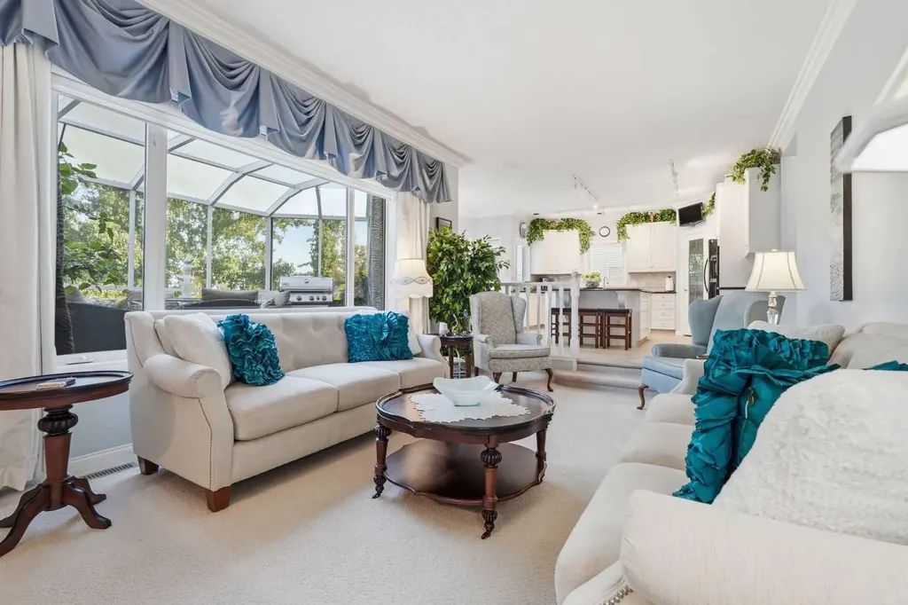 1649 Evergreen Hill SW Calgary AB T2Y 3B6