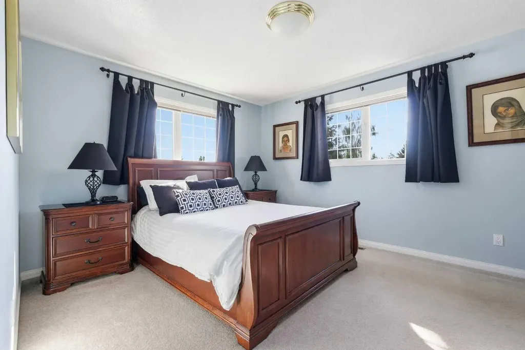 1649 Evergreen Hill SW Calgary AB T2Y 3B6