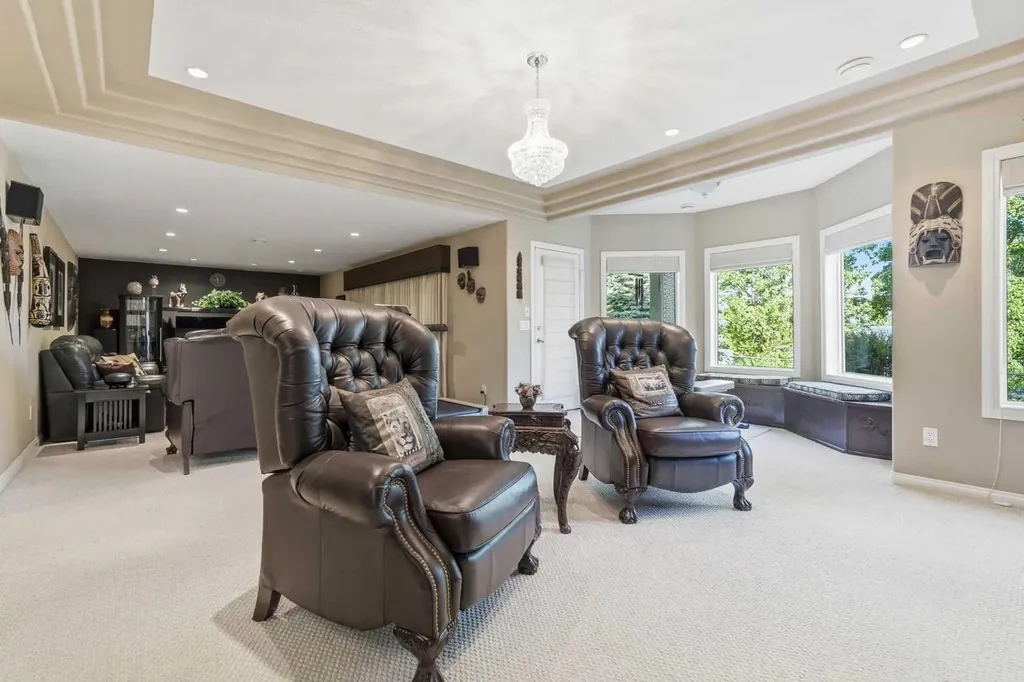 1649 Evergreen Hill SW Calgary AB T2Y 3B6