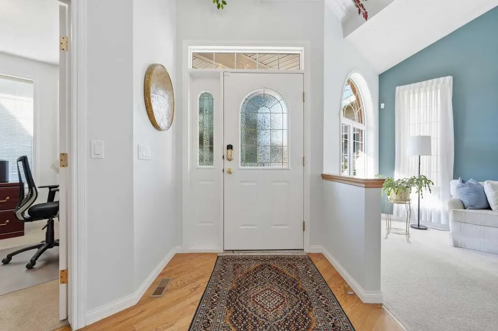 1649 Evergreen Hill SW Calgary AB T2Y 3B6