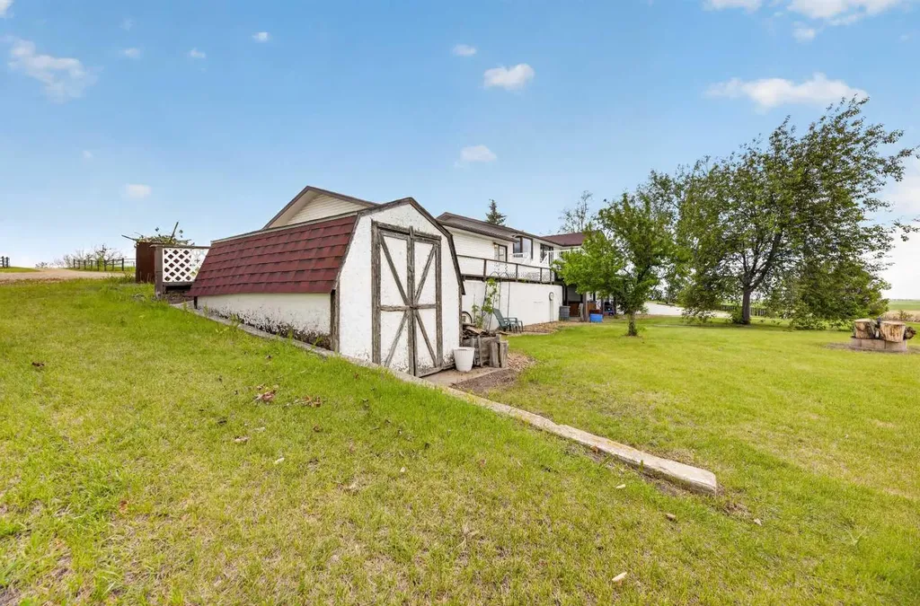 272098 Range Road 282a Rural Rocky View County AB T4A 2Y4