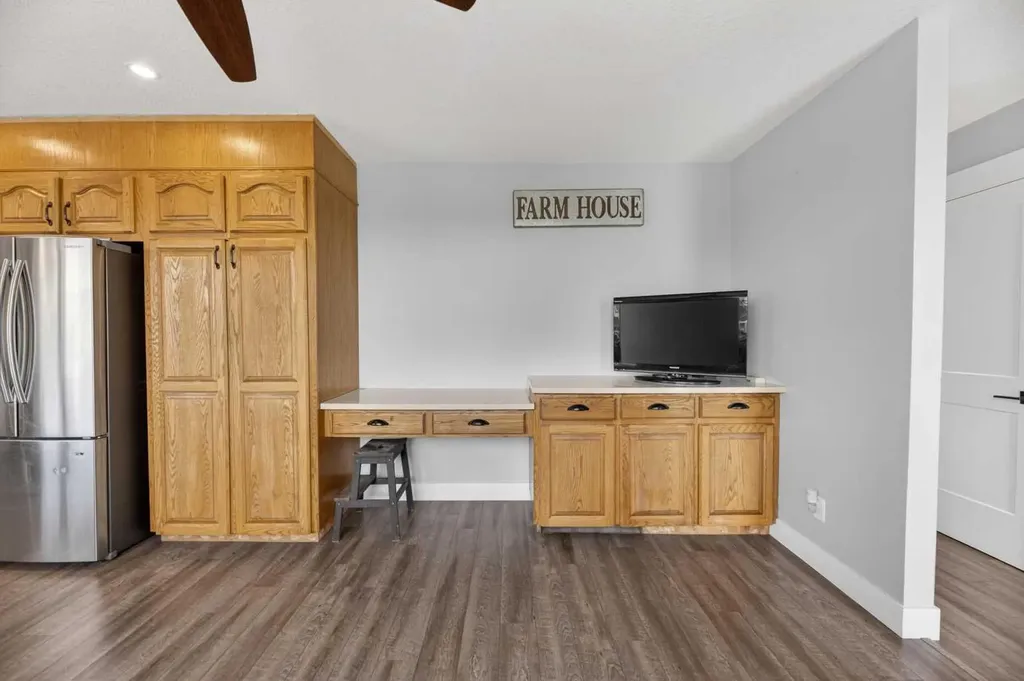 272098 Rge Road 282a Rural Rocky View County AB T4A 2Y4