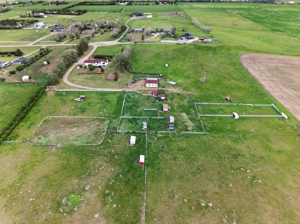 272098 Rge Road 282a Rural Rocky View County AB T4A 2Y4
