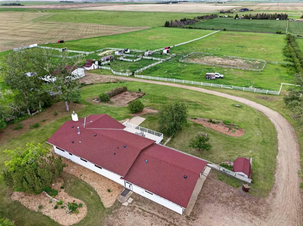 272098 Rge Road 282a Rural Rocky View County AB T4A 2Y4