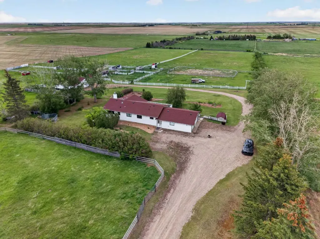 272098 Rge Road 282a Rural Rocky View County AB T4A 2Y4