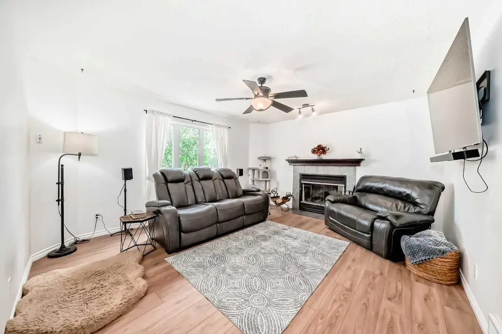 21 Mckinnon Street NW Langdon AB T0J 1X2