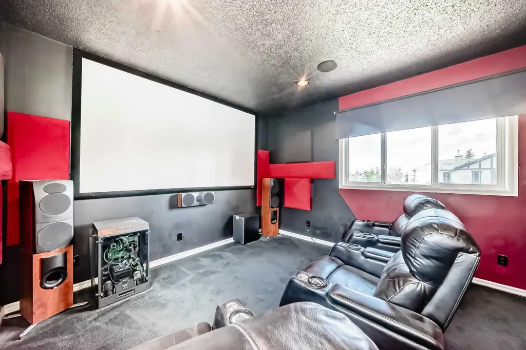 21 Mckinnon Street NW Langdon AB T0J 1X2