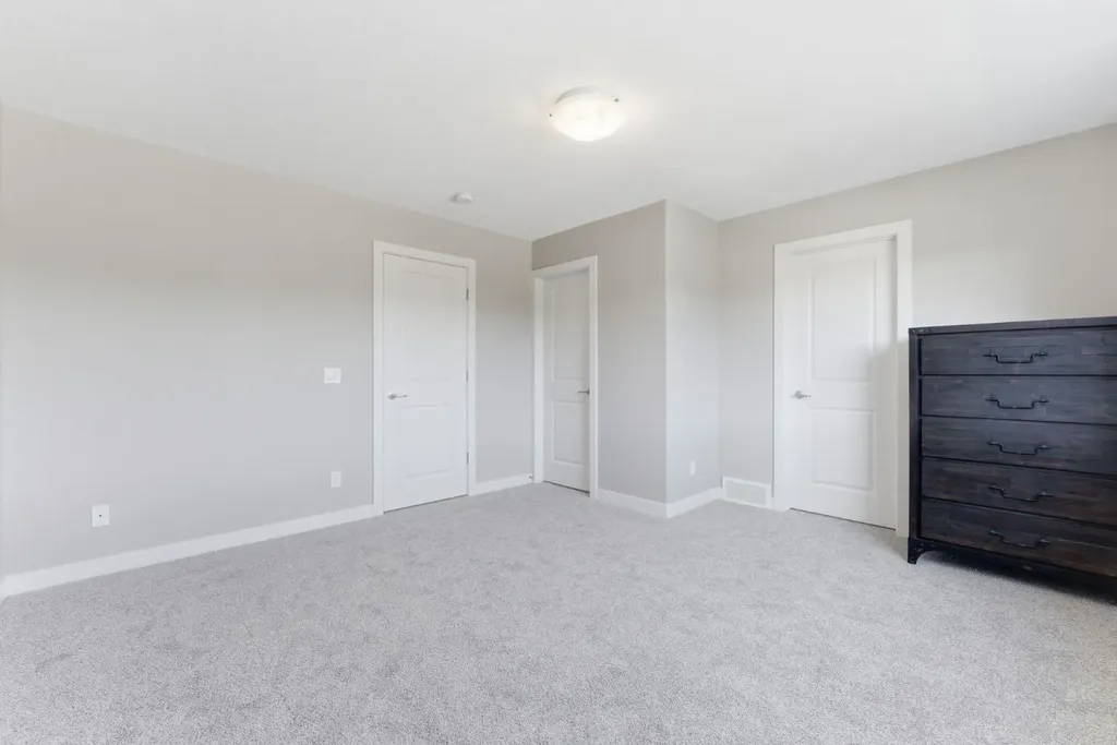 62 Fireside Circle Cochrane AB T4C0Z5