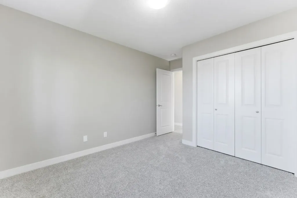 62 Fireside Circle Cochrane AB T4C0Z5