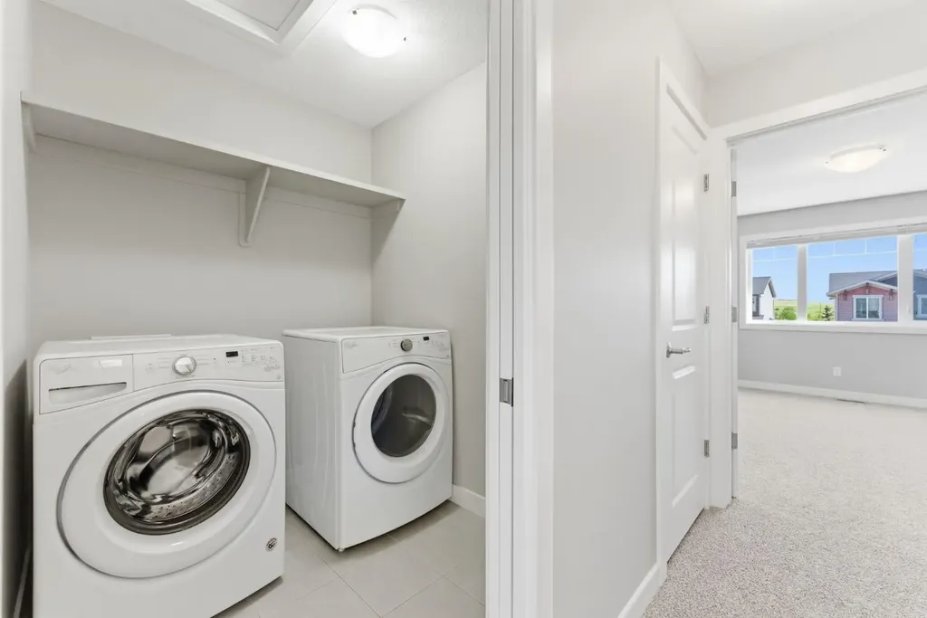 62 Fireside Circle Cochrane AB T4C0Z5