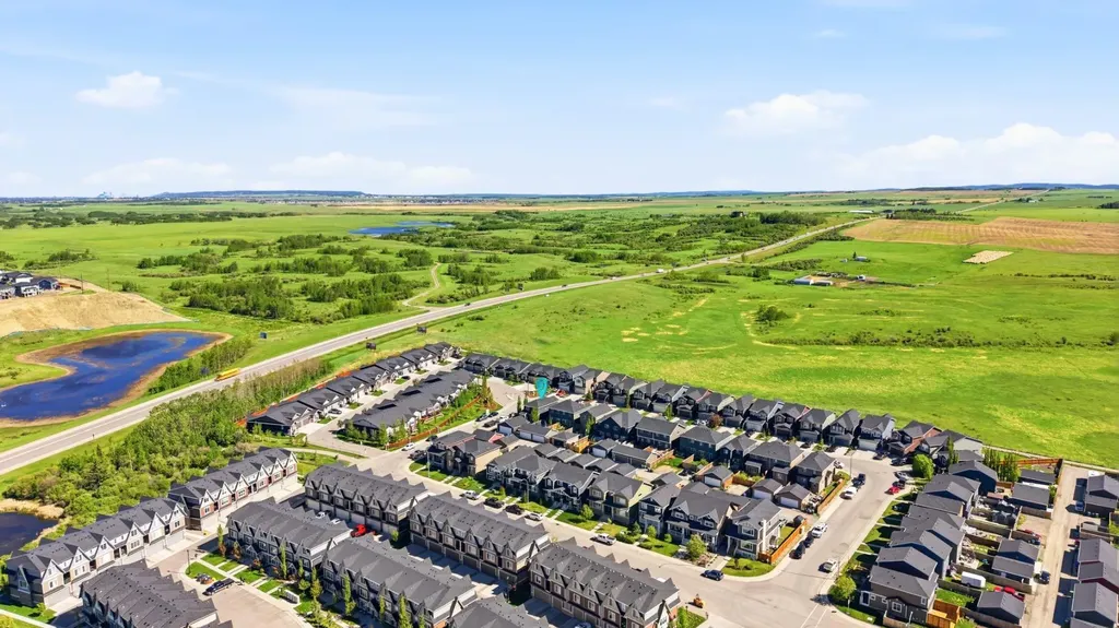 62 Fireside Circle Cochrane AB T4C0Z5