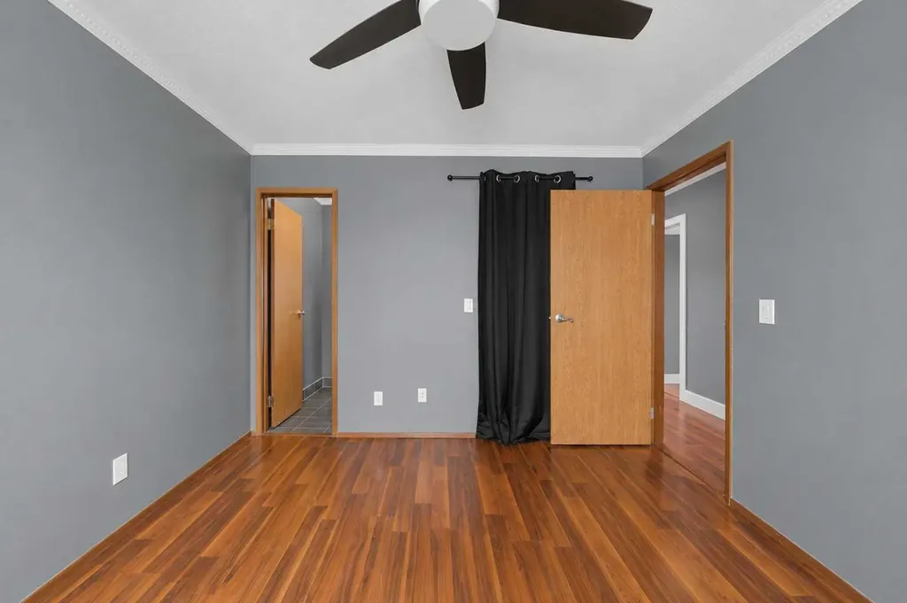 15 Mclean Street Red Deer AB T4R 1T6
