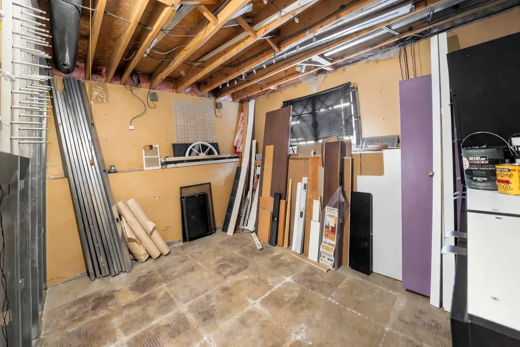 15 Mclean Street Red Deer AB T4R 1T6