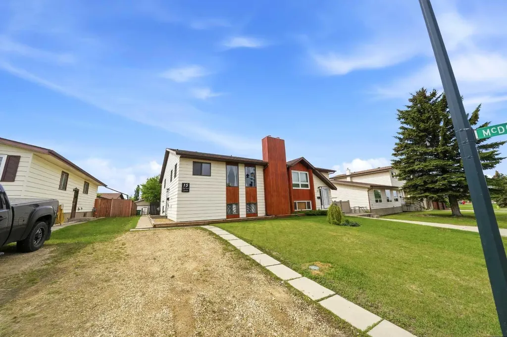 15 Mclean Street Red Deer AB T4R 1T6
