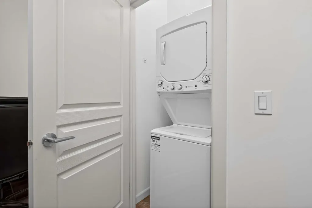 30 Cranfield Link SW Calgary AB T3M 0C4