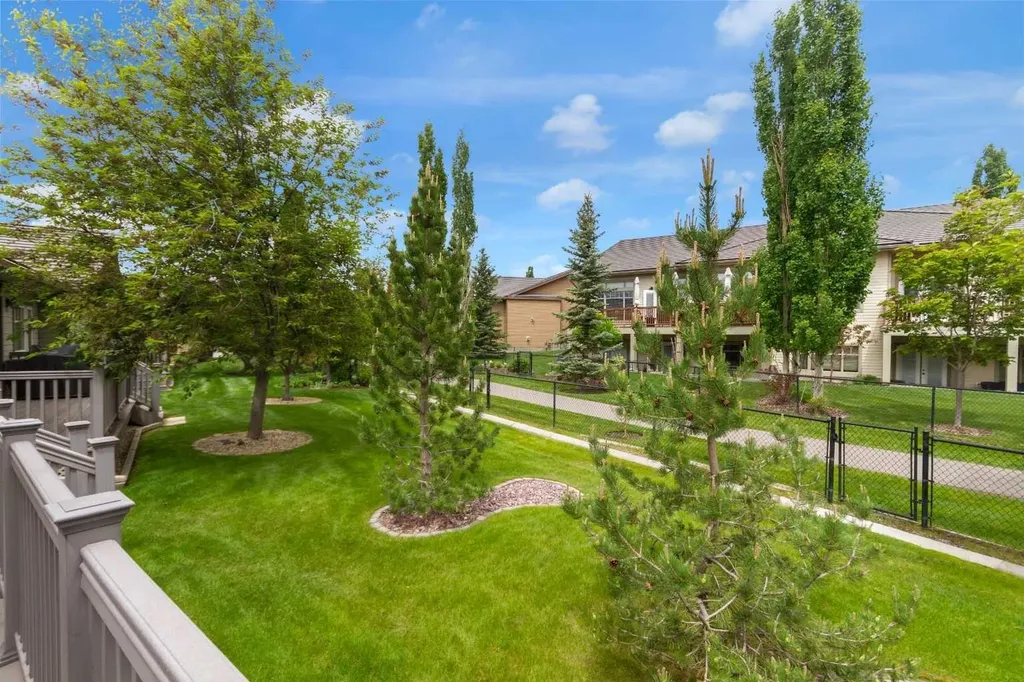 8 Bridle Estates Manor SW Calgary AB T2Y 4H4