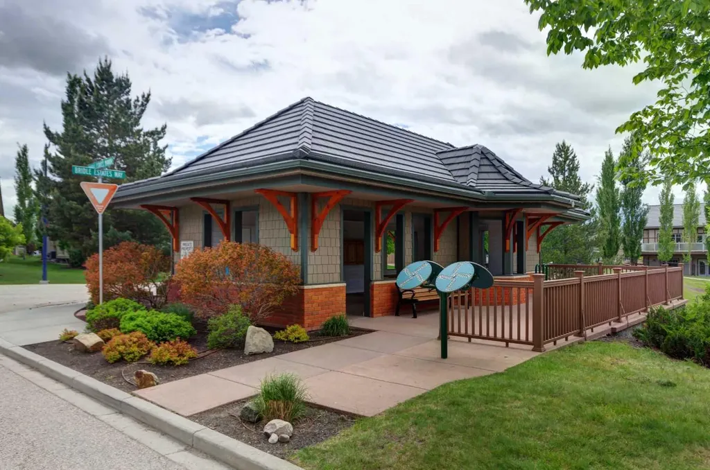 8 Bridle Estates Manor SW Calgary AB T2Y 4H4