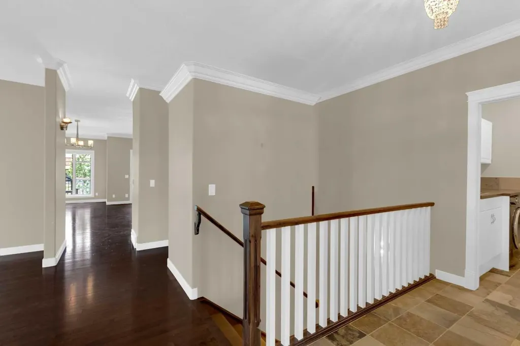 8 Bridle Estates Manor SW Calgary AB T2Y 4H4