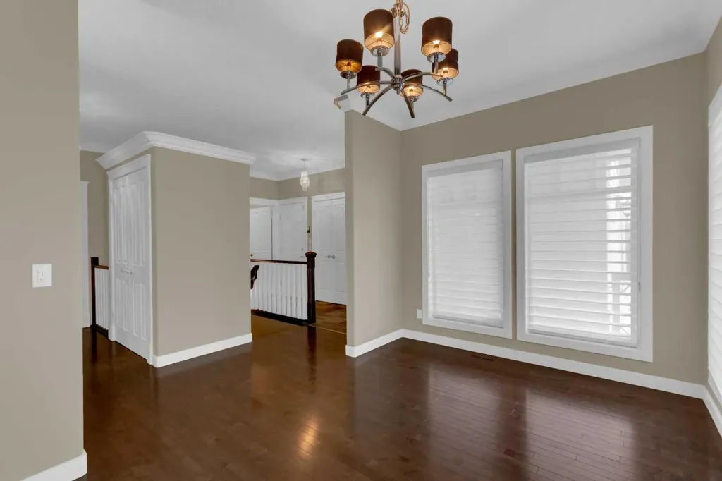 8 Bridle Estates Manor SW Calgary AB T2Y 4H4