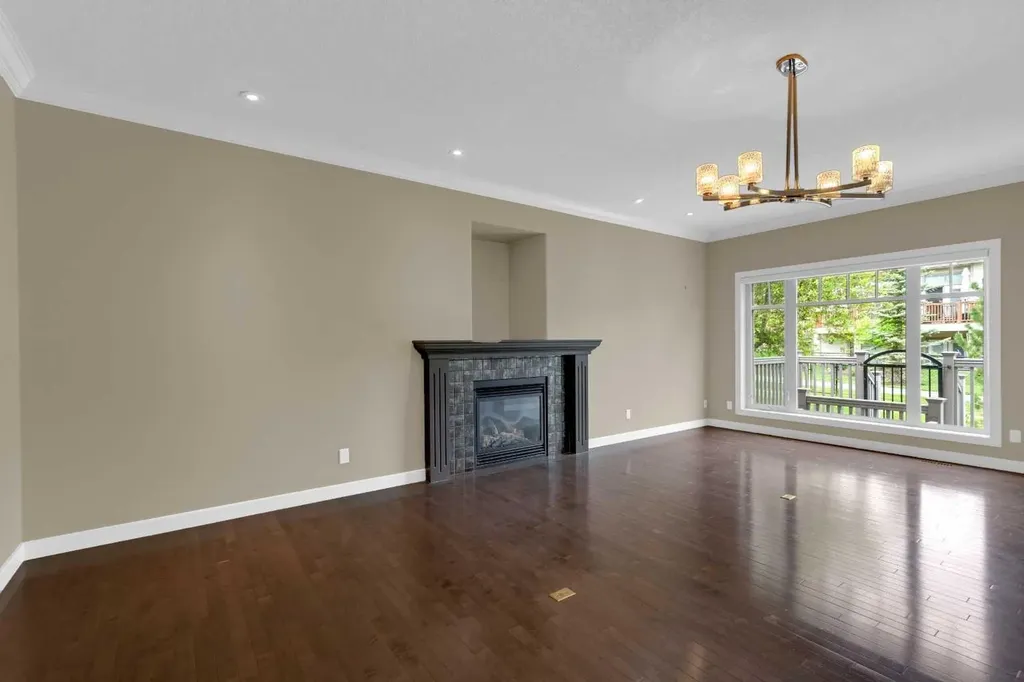 8 Bridle Estates Manor SW Calgary AB T2Y 4H4