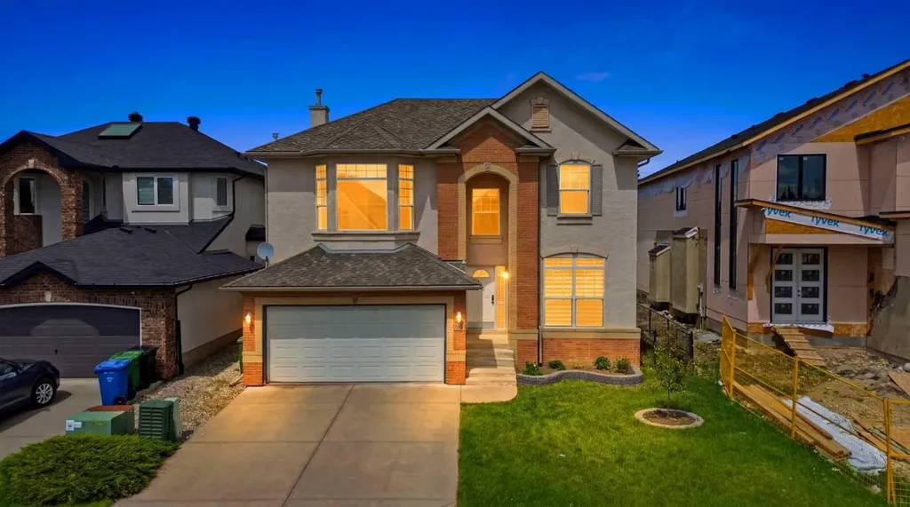 1433 Strathcona Drive SW Calgary AB T3H 4M2