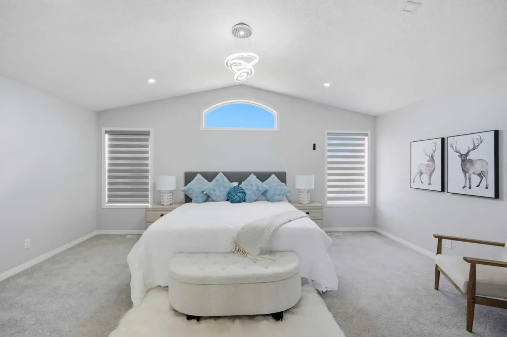1433 Strathcona Drive SW Calgary AB T3H 4M2