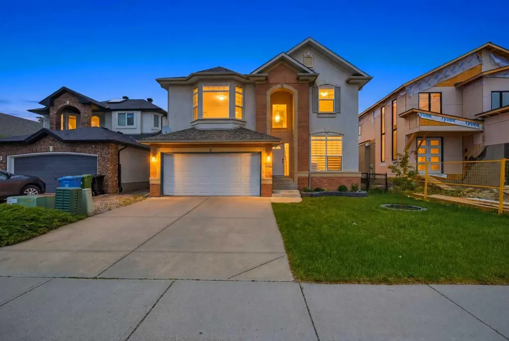 1433 Strathcona Drive SW Calgary AB T3H 4M2