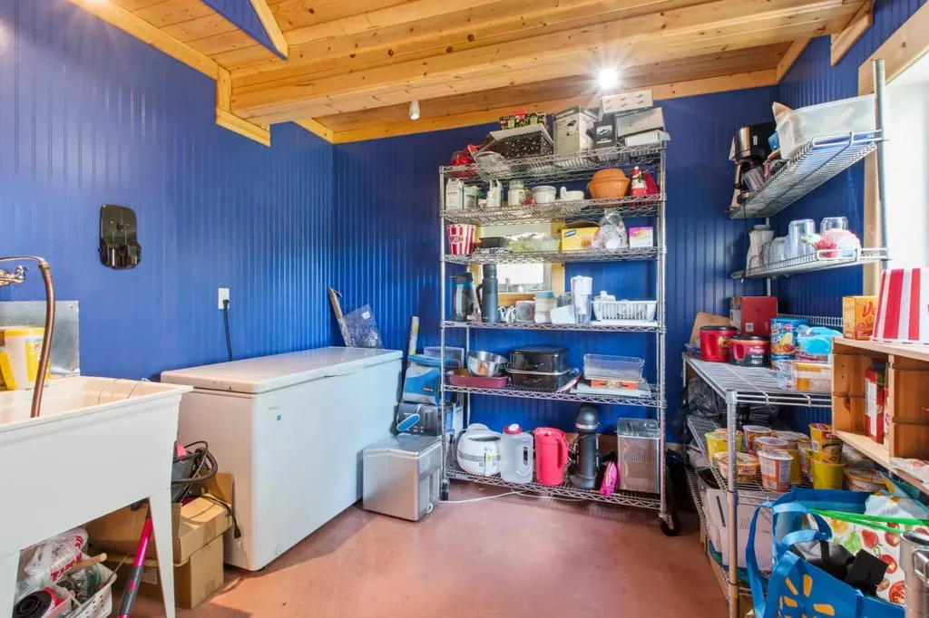 224 7 Street NE Sundre AB T0M1X0